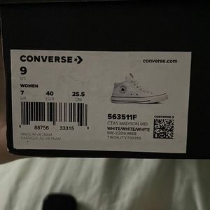 Converse All Stars Women Size 9 Never Worn